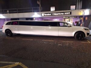 Audi Q7 Limo Side View (School Prom Car)