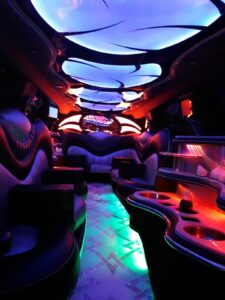 Audi Q7 limousine Interior (School prom)