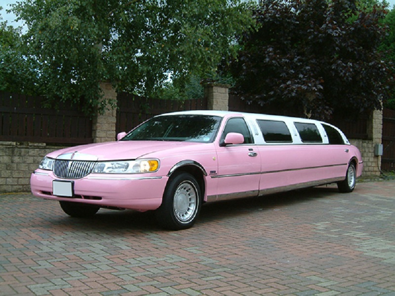 Pink Limo Hire For Prom