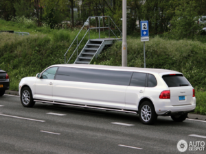 Prom Porsche Cayenne Limousine