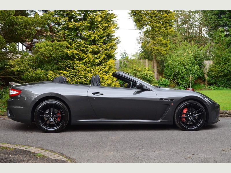 Maserati Grancabrio for Prom Car Hire